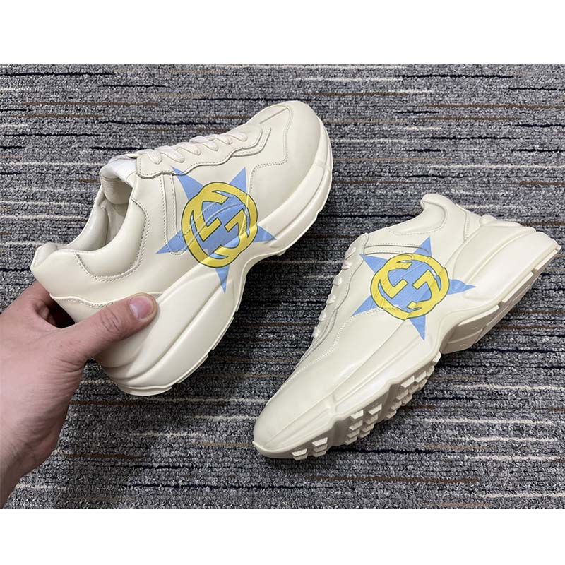 G*u*i unsiex rhyton star print sneaker ivory leather interlocking g rubber sole mid heel