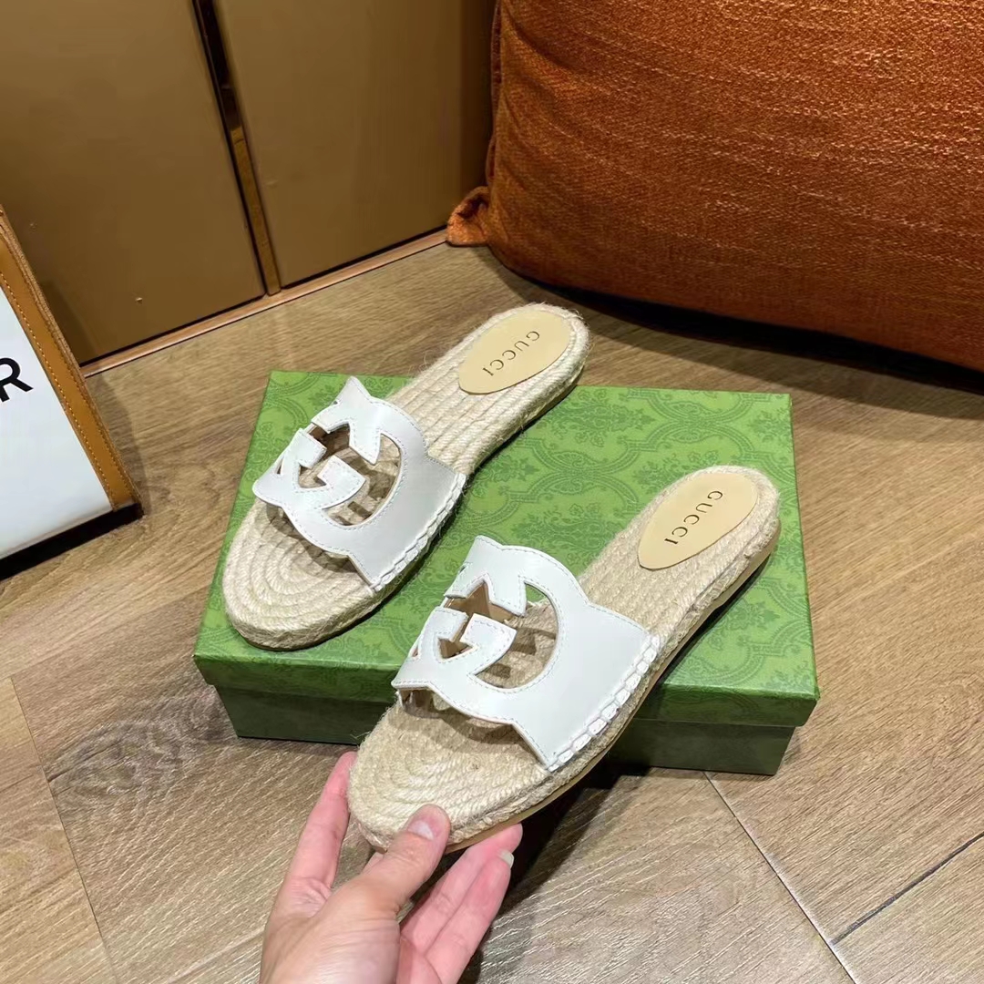 G*u*i unisex interlocking g cut-out slide sandals white leather flat 2 cm heel