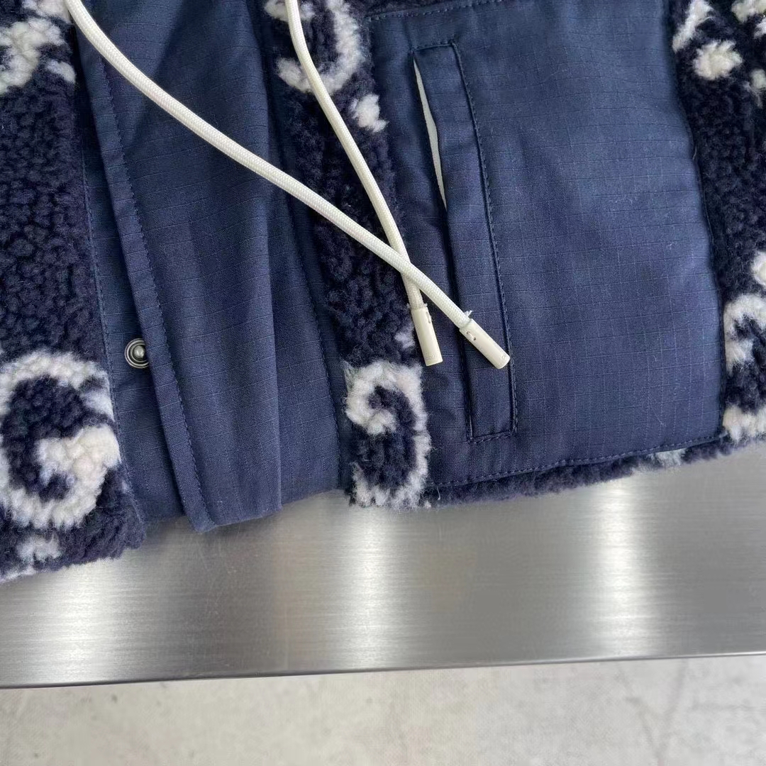 G*u*i men gg fuzzy fabric jacquard jacket fixed hood drawstring long sleeves front patch pocket