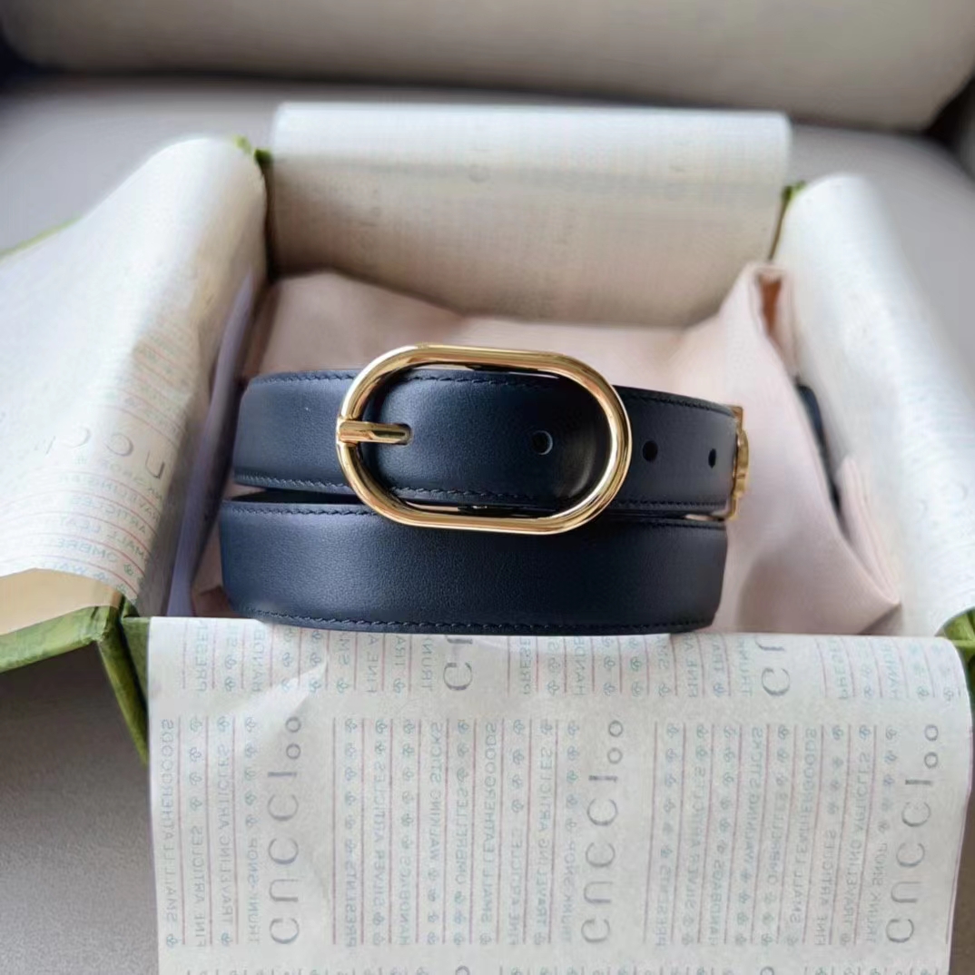 G*u*i unisex gg belt round interlocking g black leather oval buckle 2.3 cm width