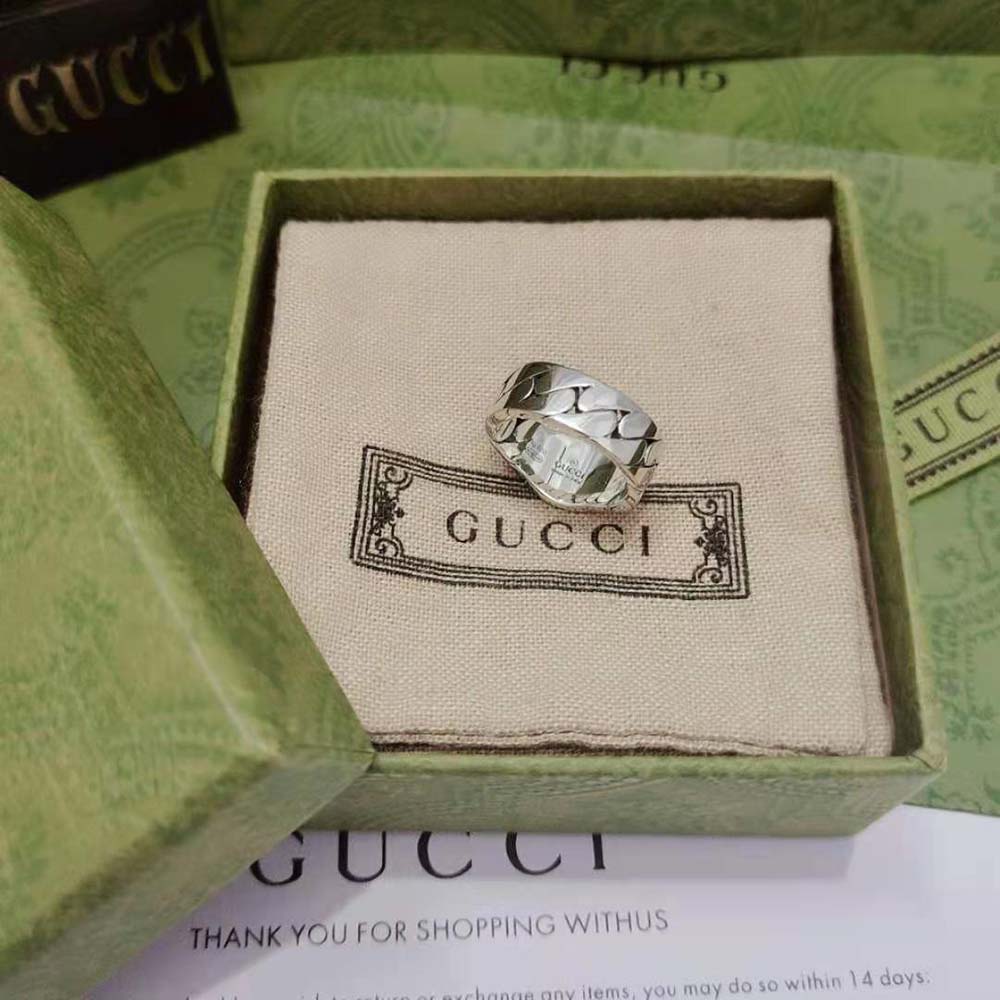 G*u*i unisex interlocking g enamel ring