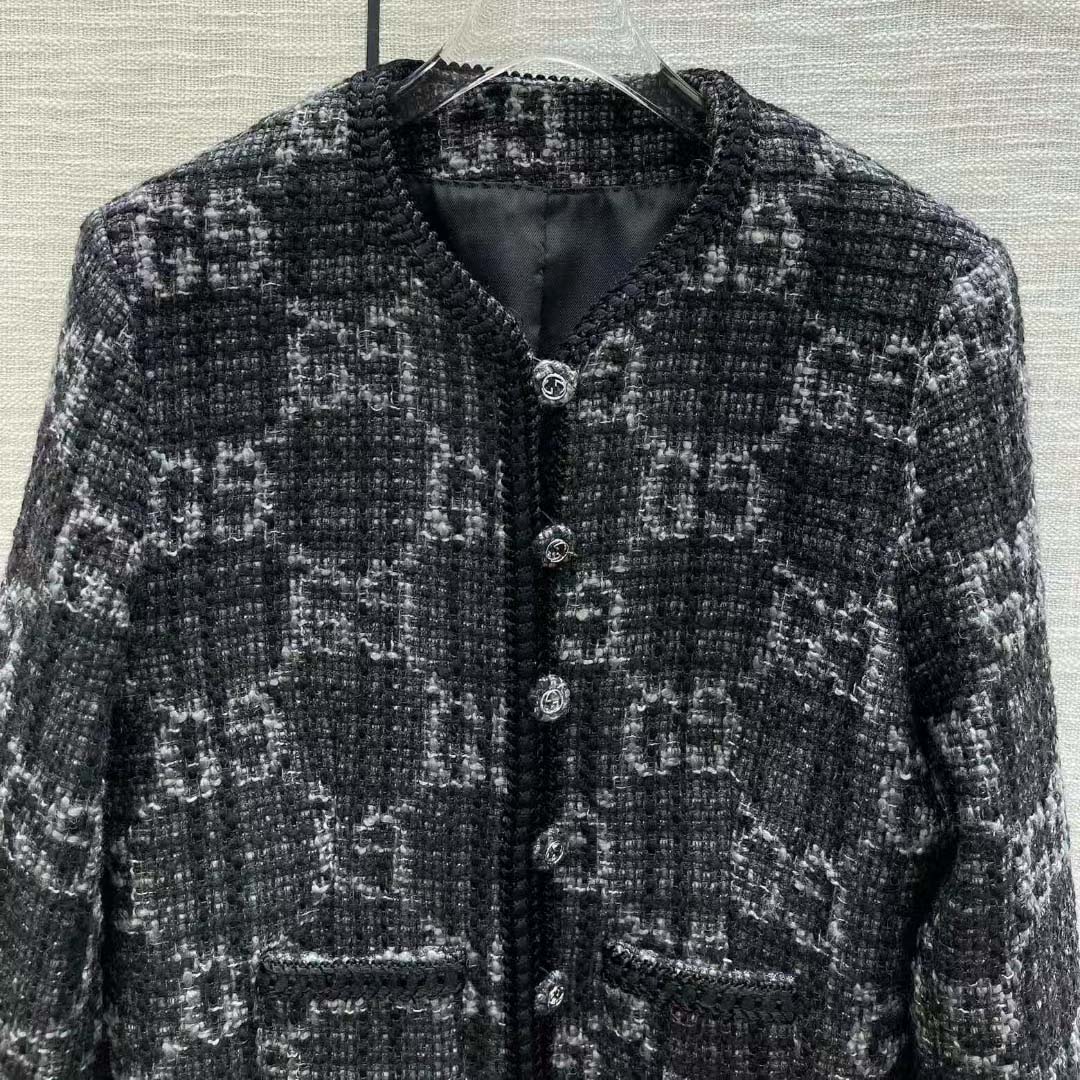 G*u*i women gg tweed jacket dark grey lined collarless two front pockets button closure style ‎761164 zapa4 1158