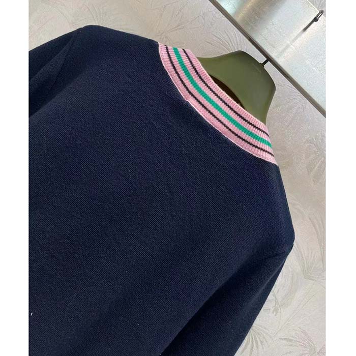 G*u*i women fine knit sweater embroidery gg heart round neck