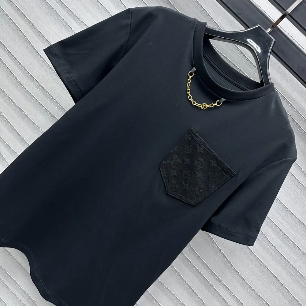 Louis Vuitton Men Monogram Pocket T-Shirt 1AGHD4
