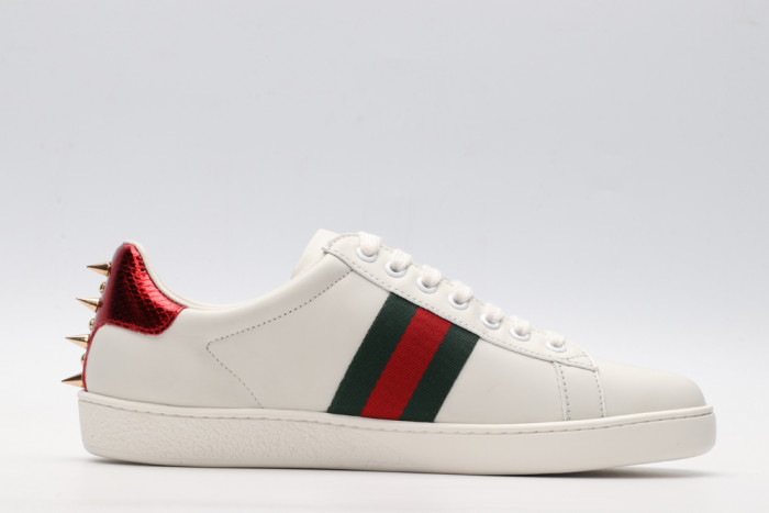 G*u*i low-top sneaker