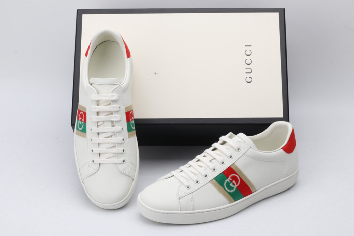 G*u*i low-top sneaker