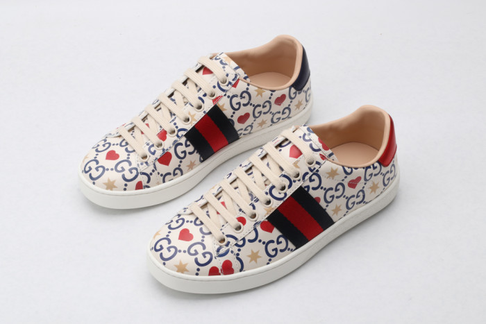 G*u*i low-top sneaker