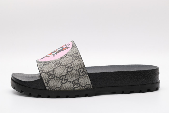 G*u*i slippers