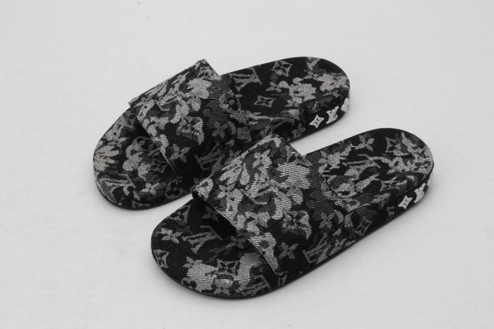 Loui Vuitto SLIPPERS