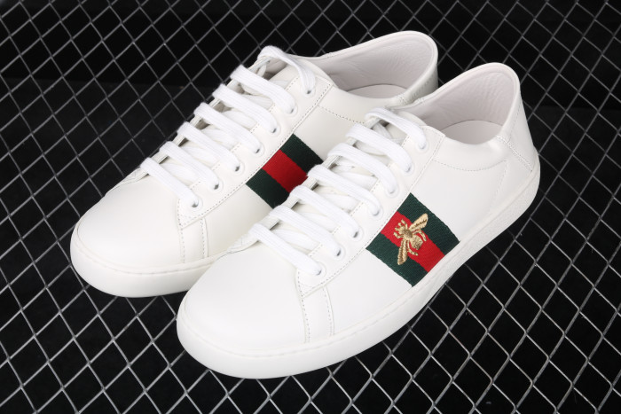 G*u*i ace embroidered low-top sneaker white with bee 429446 02jp0 9064