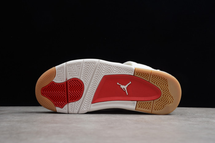 Levi’s x Air Jordan 4 ‘White’ AO2571-100