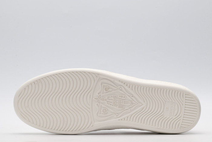 G*u*i low-top sneaker