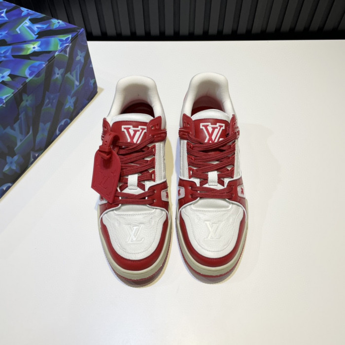 LV TRAINER SNEAKER LOW