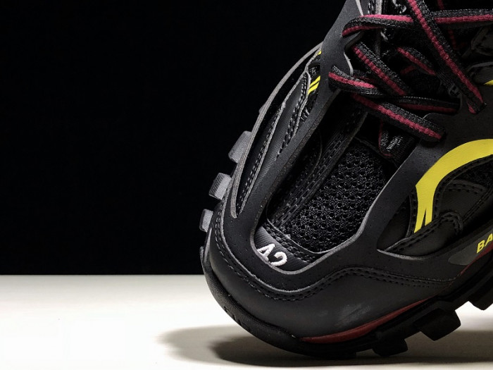 BLCG TRACK TRAINER ‘BLACK BORDEAUX’ 542023 W1GB1 6162