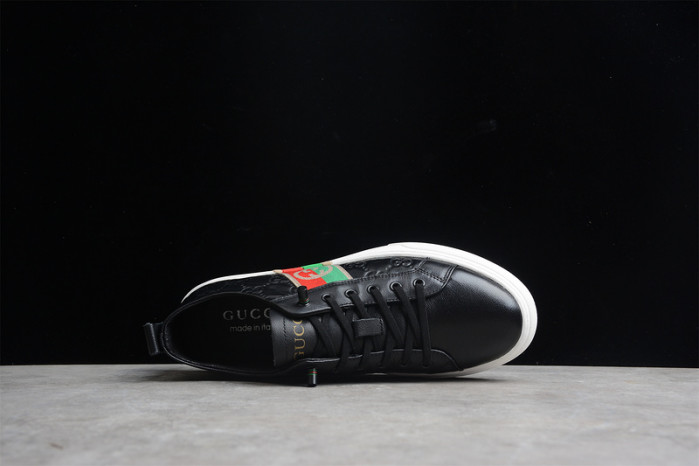 G*u*i low-top sneaker