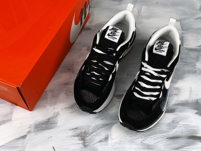 Sacai X Nike LDV Waffle ‘Black’ CV1363-001