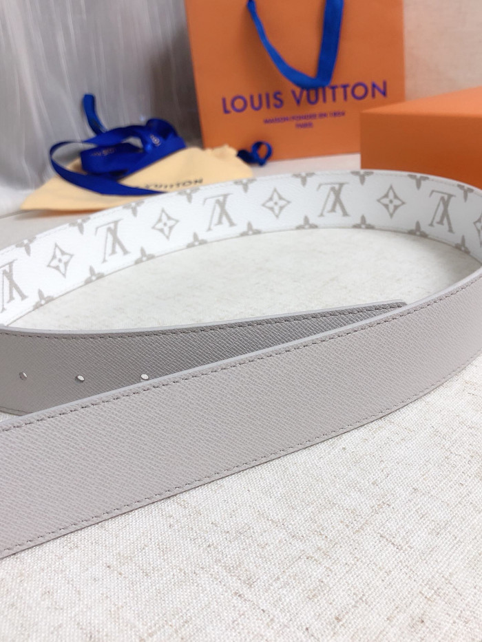 Loui Vuitto Belt-4CM