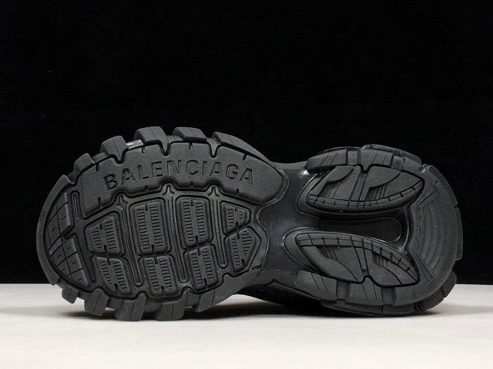 BLCG TRACK TRAINER ‘TRIPLE BLACK’ 542023 W1GB1 1000