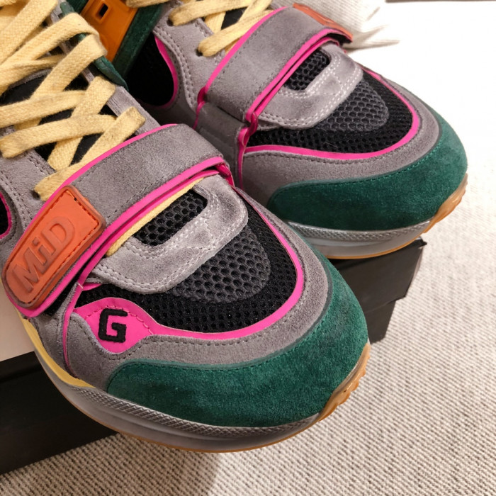 G*u*i mid sneaker