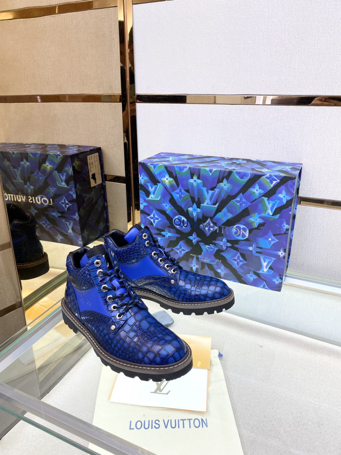 LOUS VUITO BOOTS