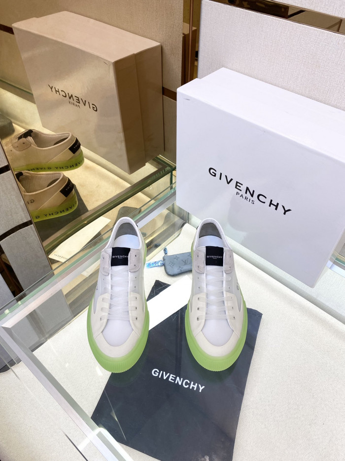 Givench Spectre Low-TOP SNEAKER