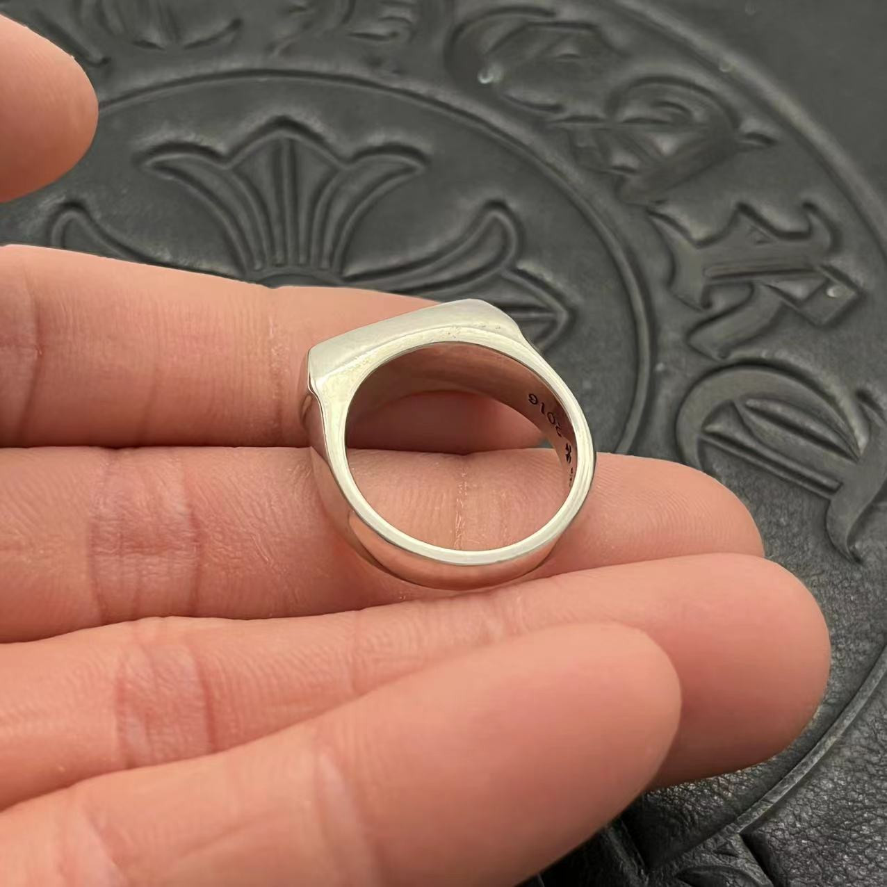 Ch*0me He**ts Cross Ring