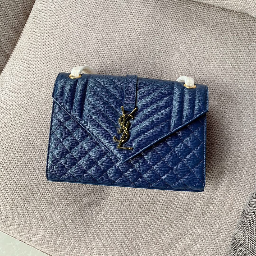 Y51 Envelope medium bag 24cm