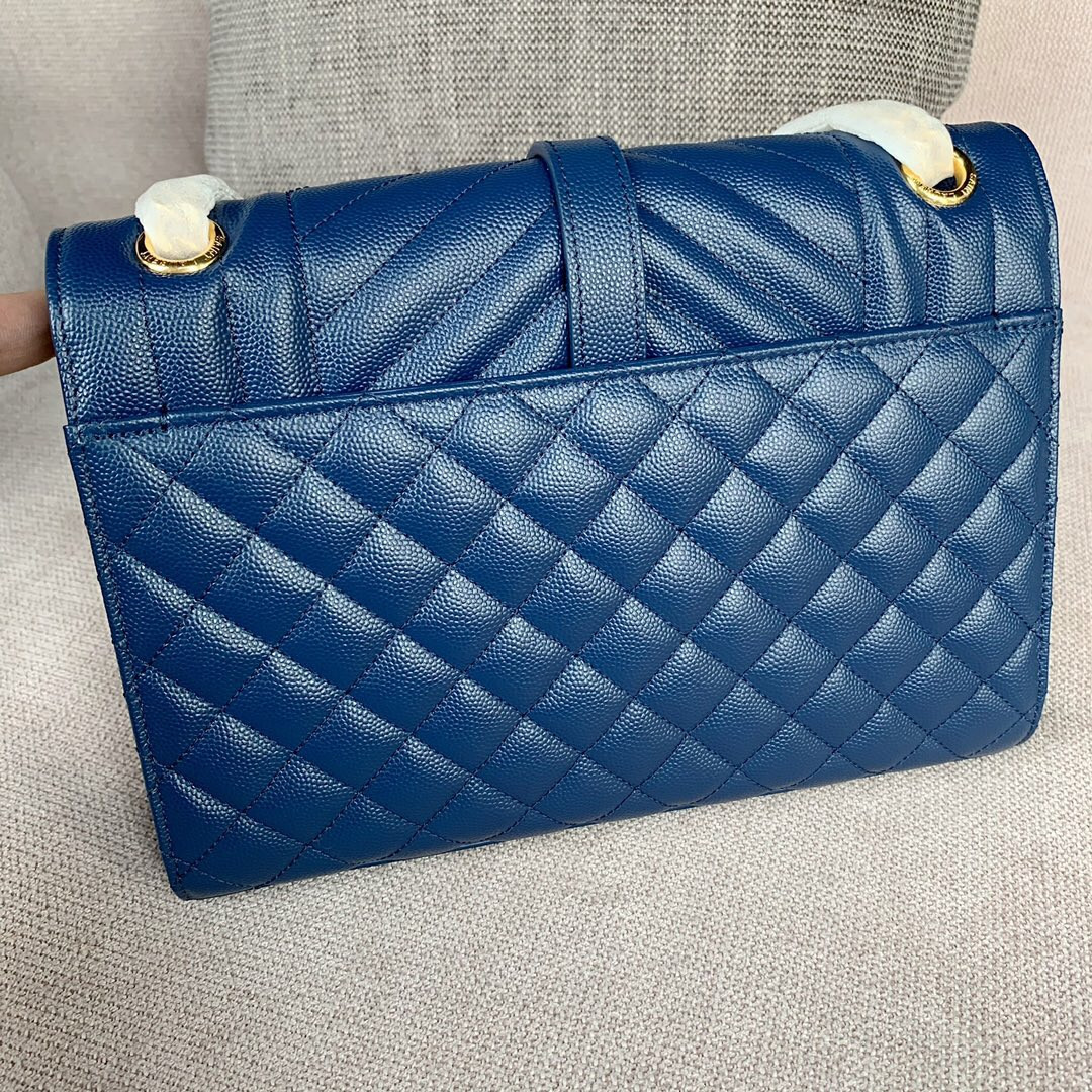 Y51 Envelope medium bag 24cm