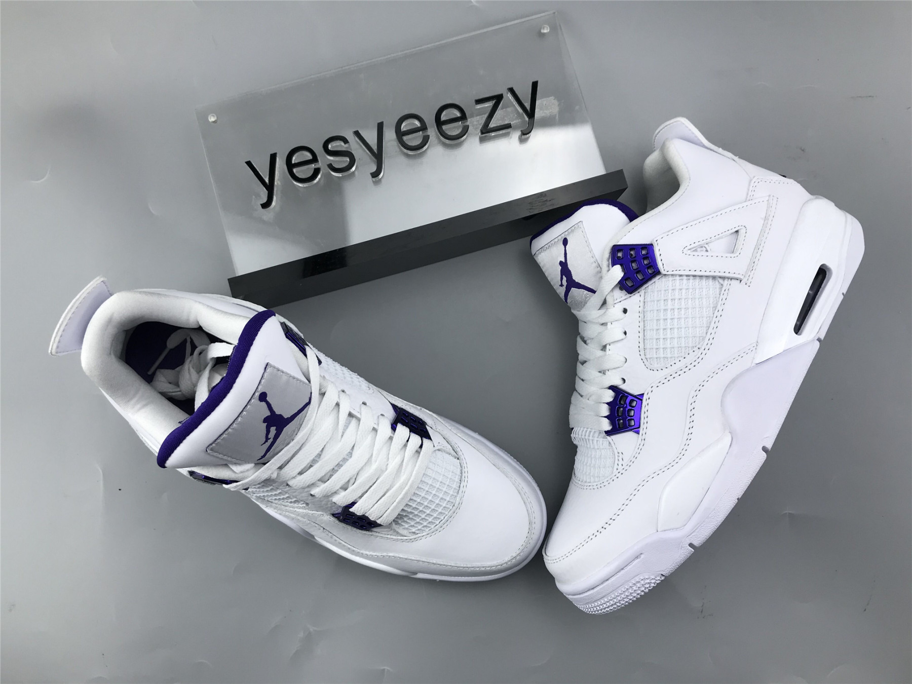 UA AIR JORDAN 4 RETRO "COURT PURPLE"