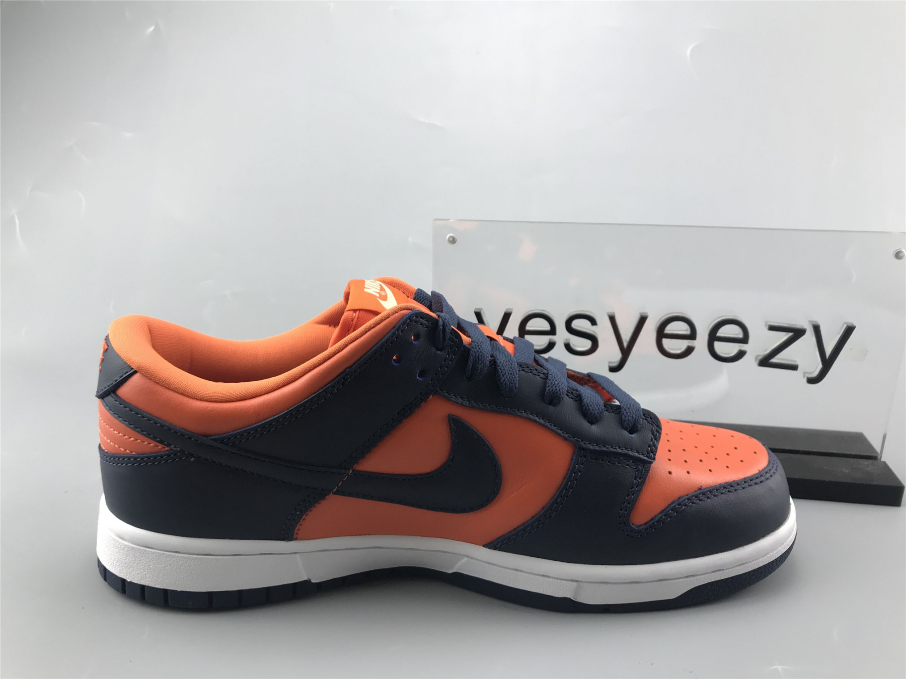 UA NIKE DUNK LOW SP CHAMP COLORS UNIVERSITY ORANGE MARINE