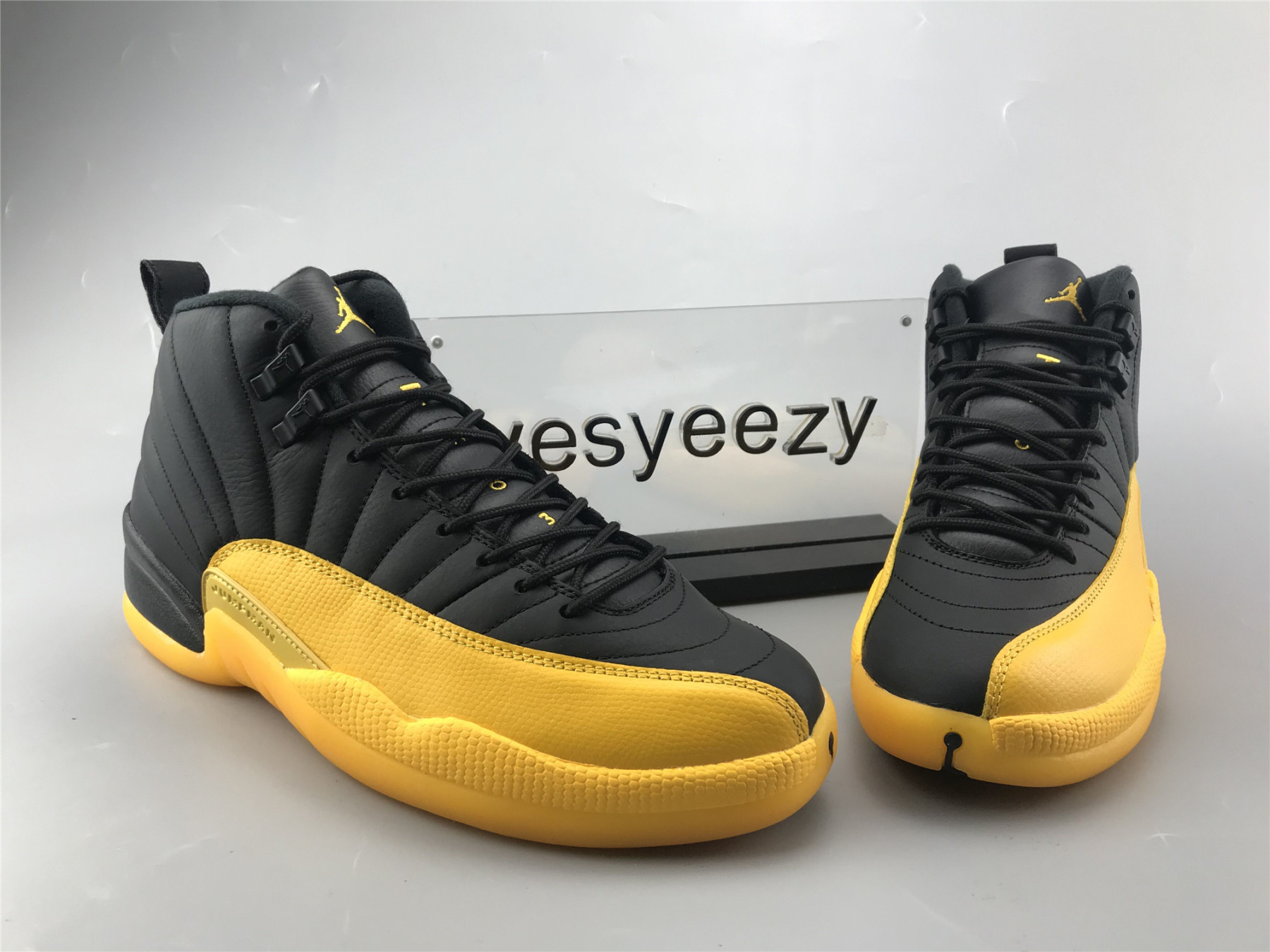 UA AIR JORDAN 12 "UNIVERSITY GOLD"