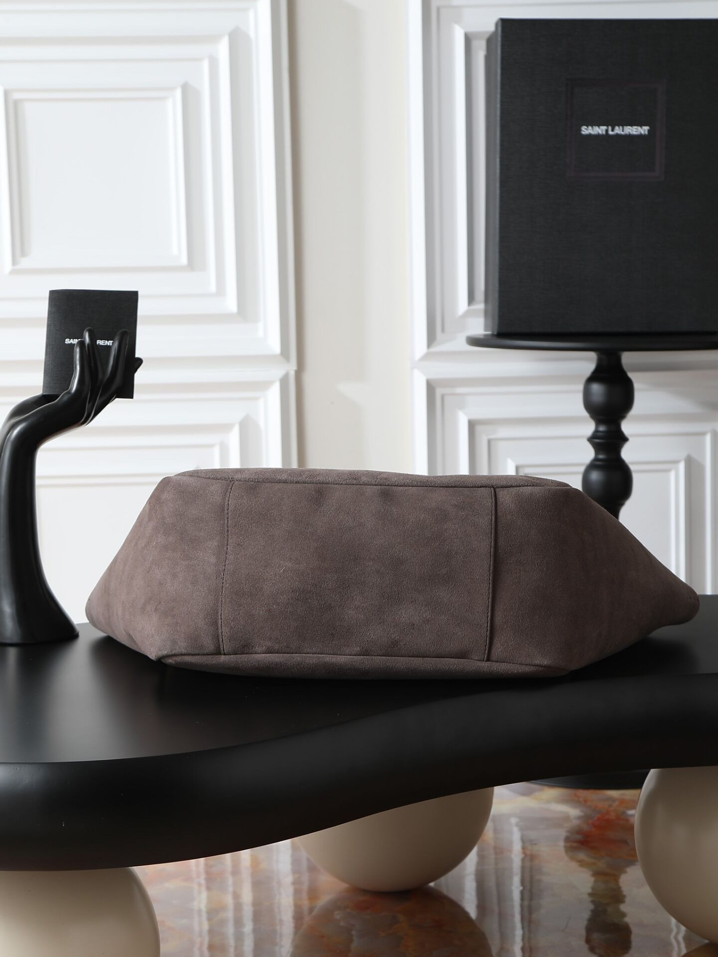 Y51 le 5 à 7 bea in suede 50×28×18cm