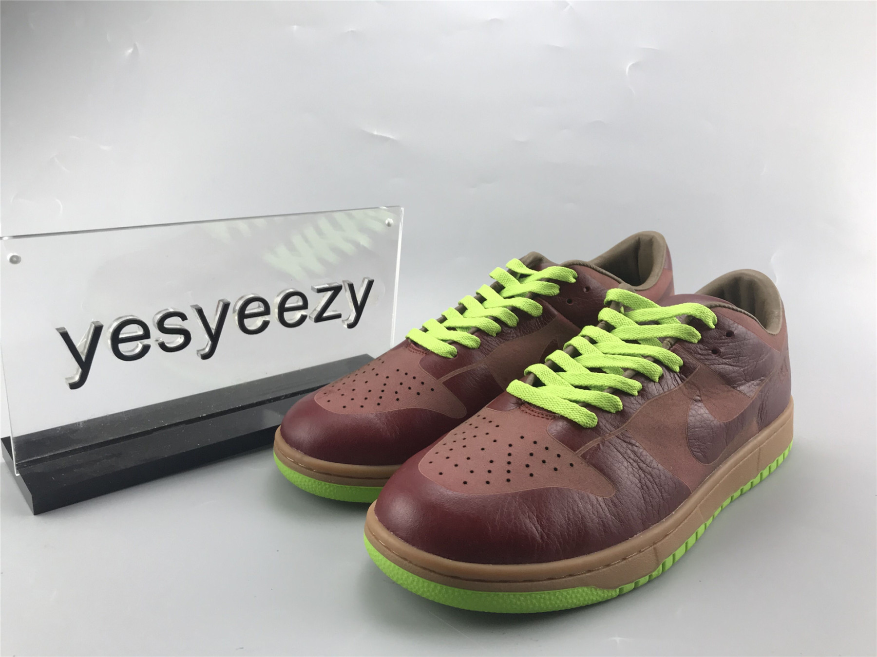 UA NIKE DUNK LOW 1 PIECE
