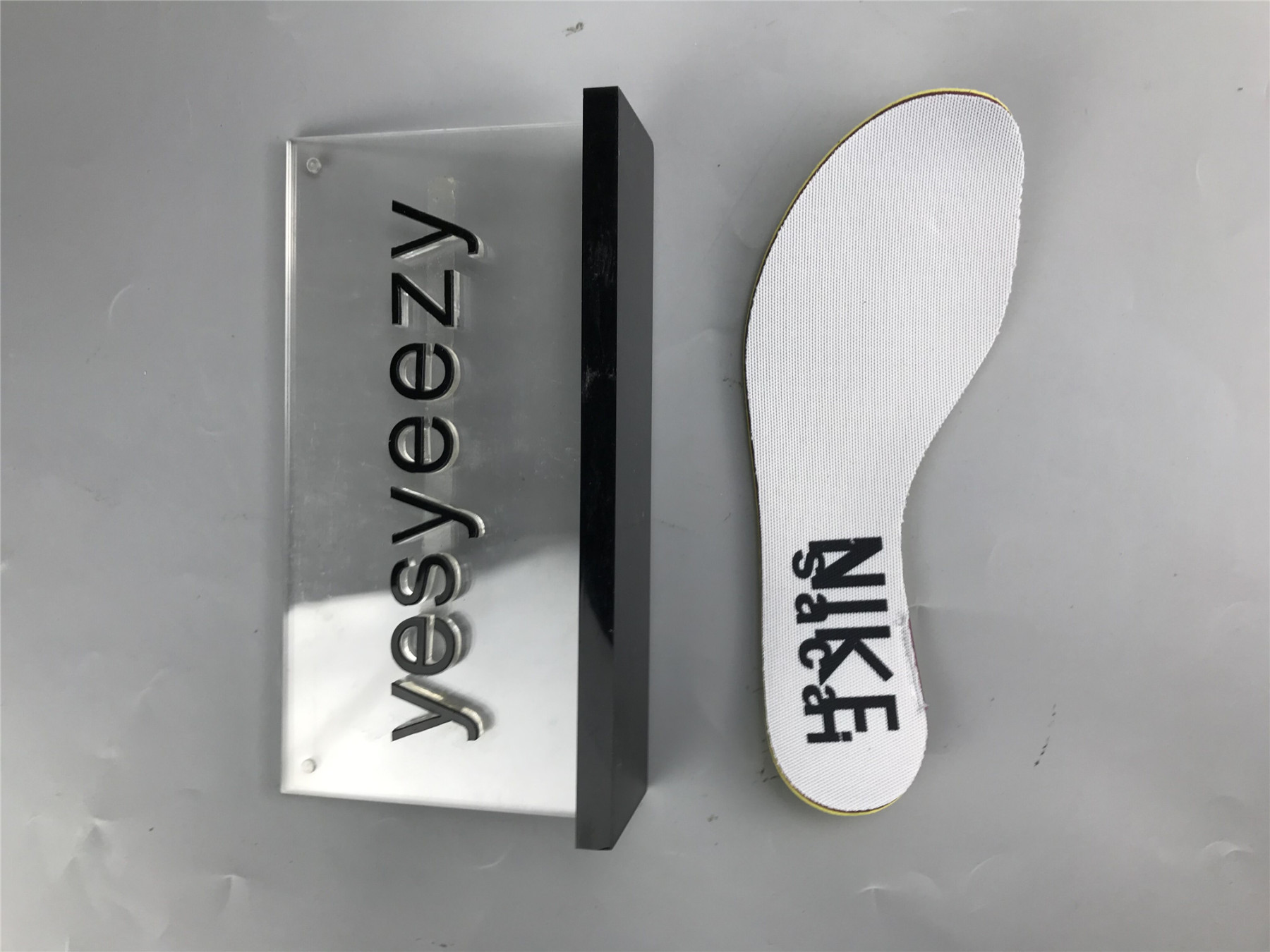 UA NIKE SACAI X VAPORWAFFLE 