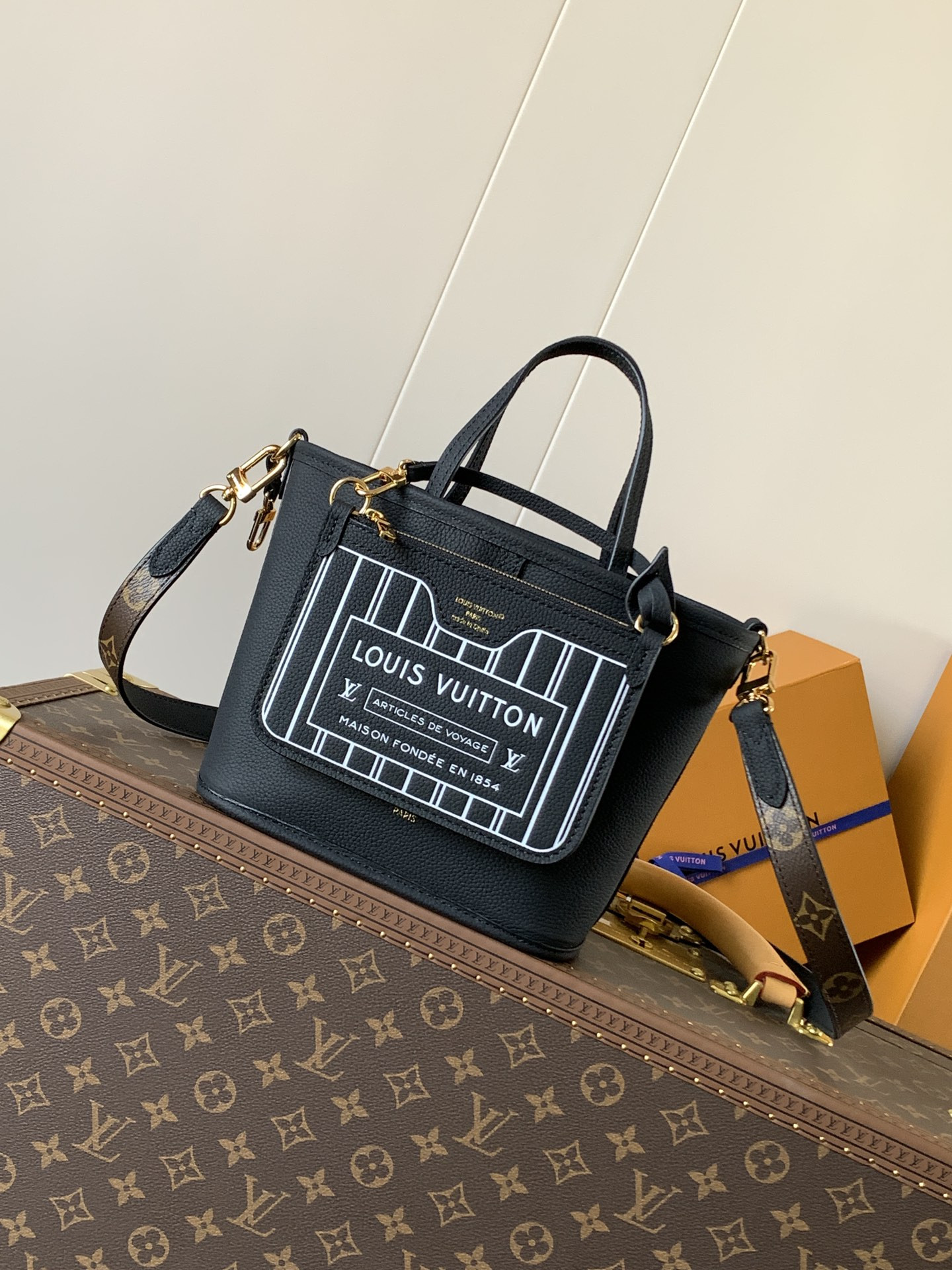 LV Neverfull Bandoulière Inside Out BB M12099 24x14x9cm