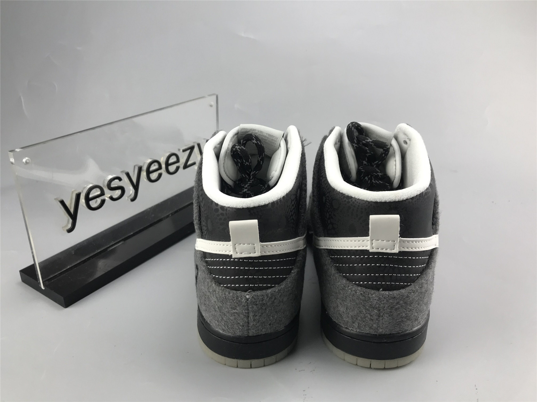 UA NIKE DUNK HIGH SB PREMIER
