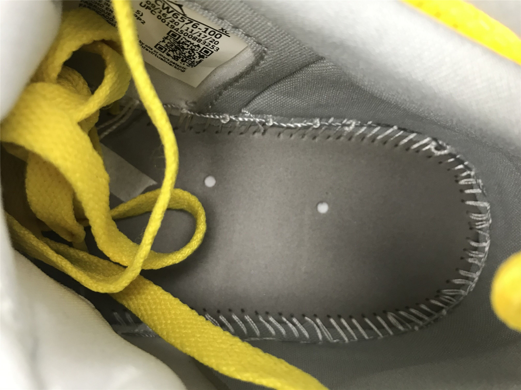 UA AIR JORDAN 1 HIGH SWITCH 