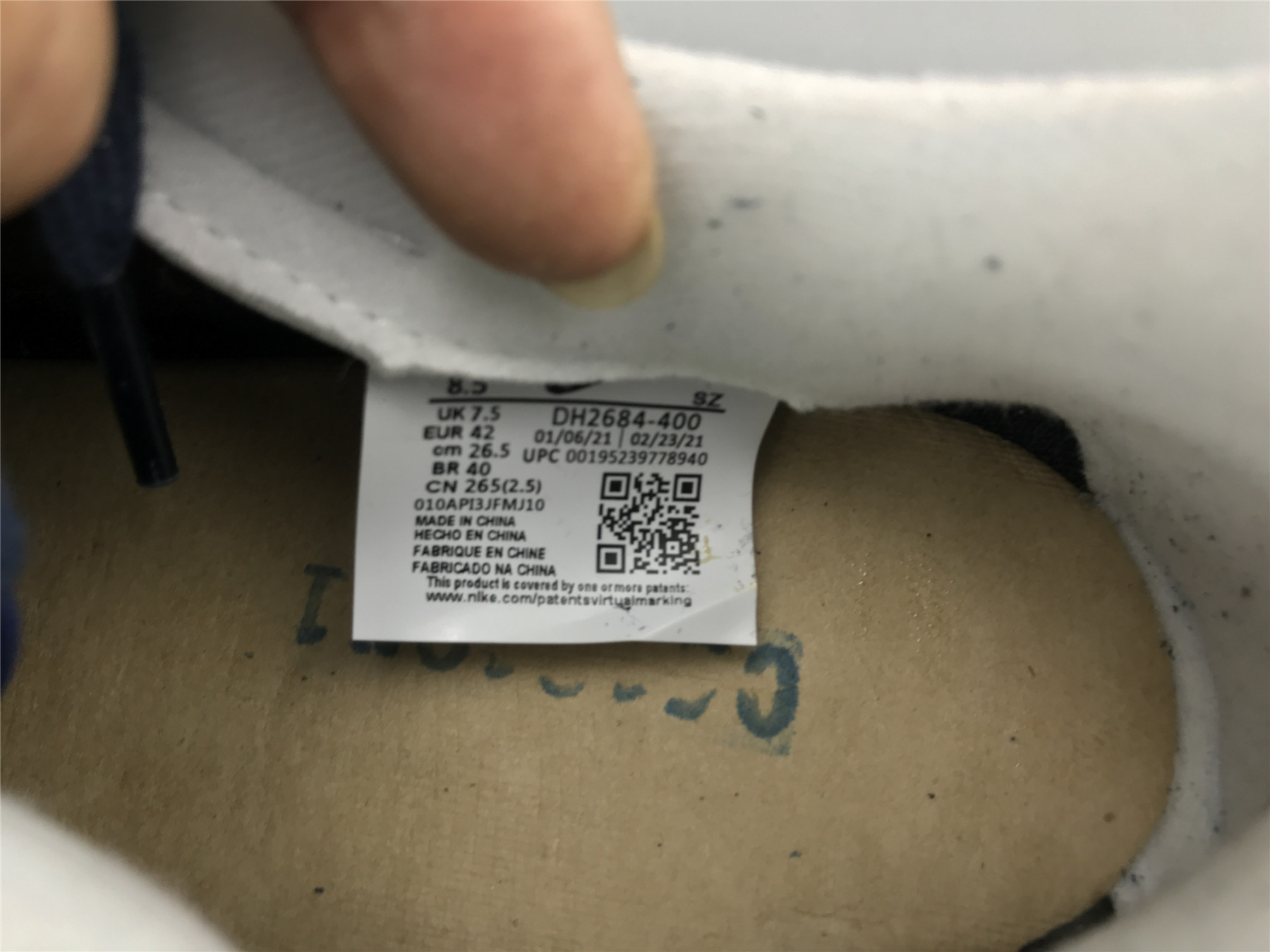 UA NIKE FRAGMENT DESIGN X SACAI X LDV WAFFLE 