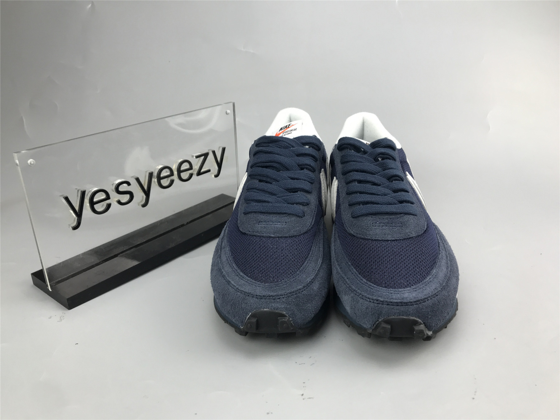 UA NIKE FRAGMENT DESIGN X SACAI X LDV WAFFLE 
