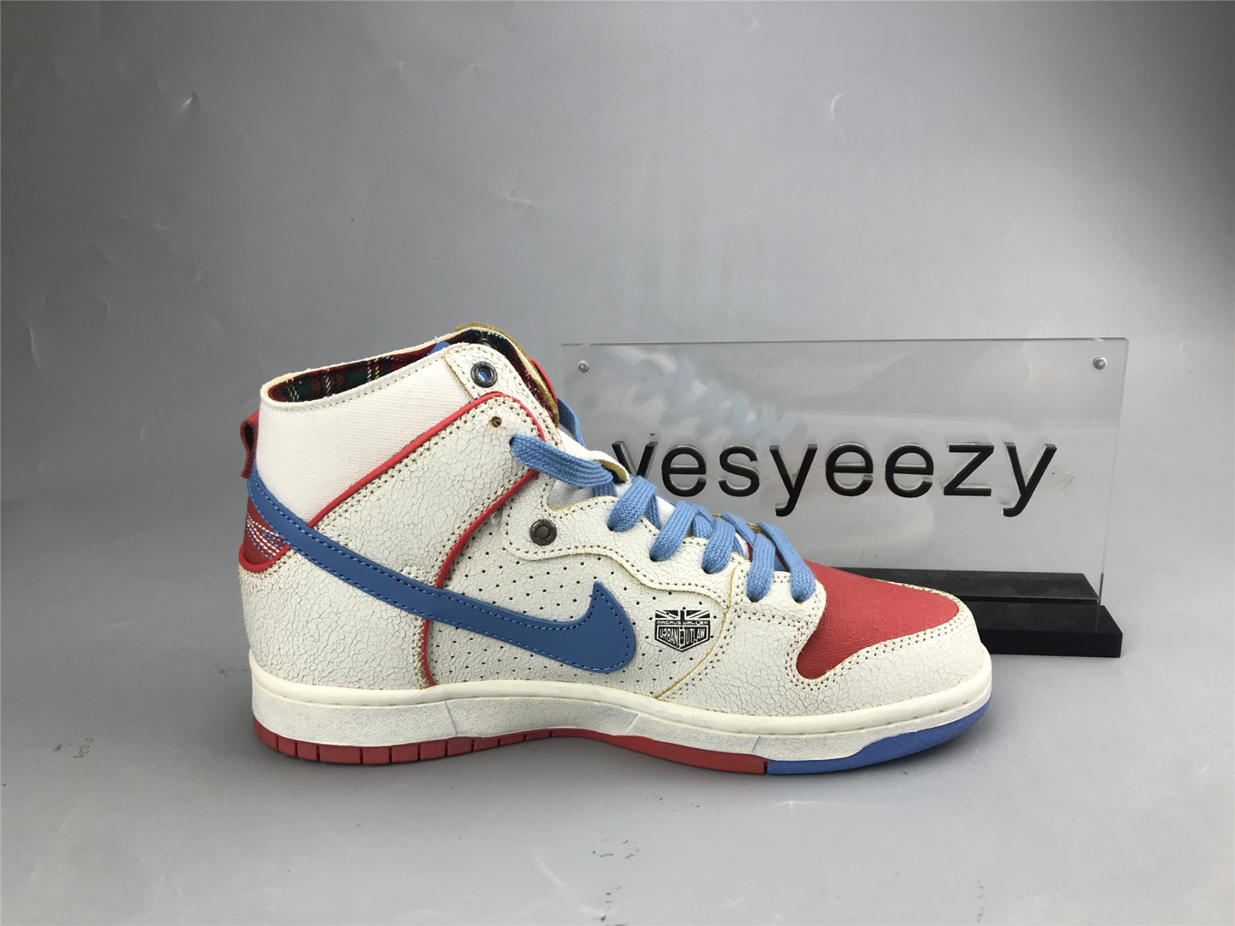 UA NIKE ISHOD WAIR X MAGNUS WALKER X DUNK HIGH PRO SB 