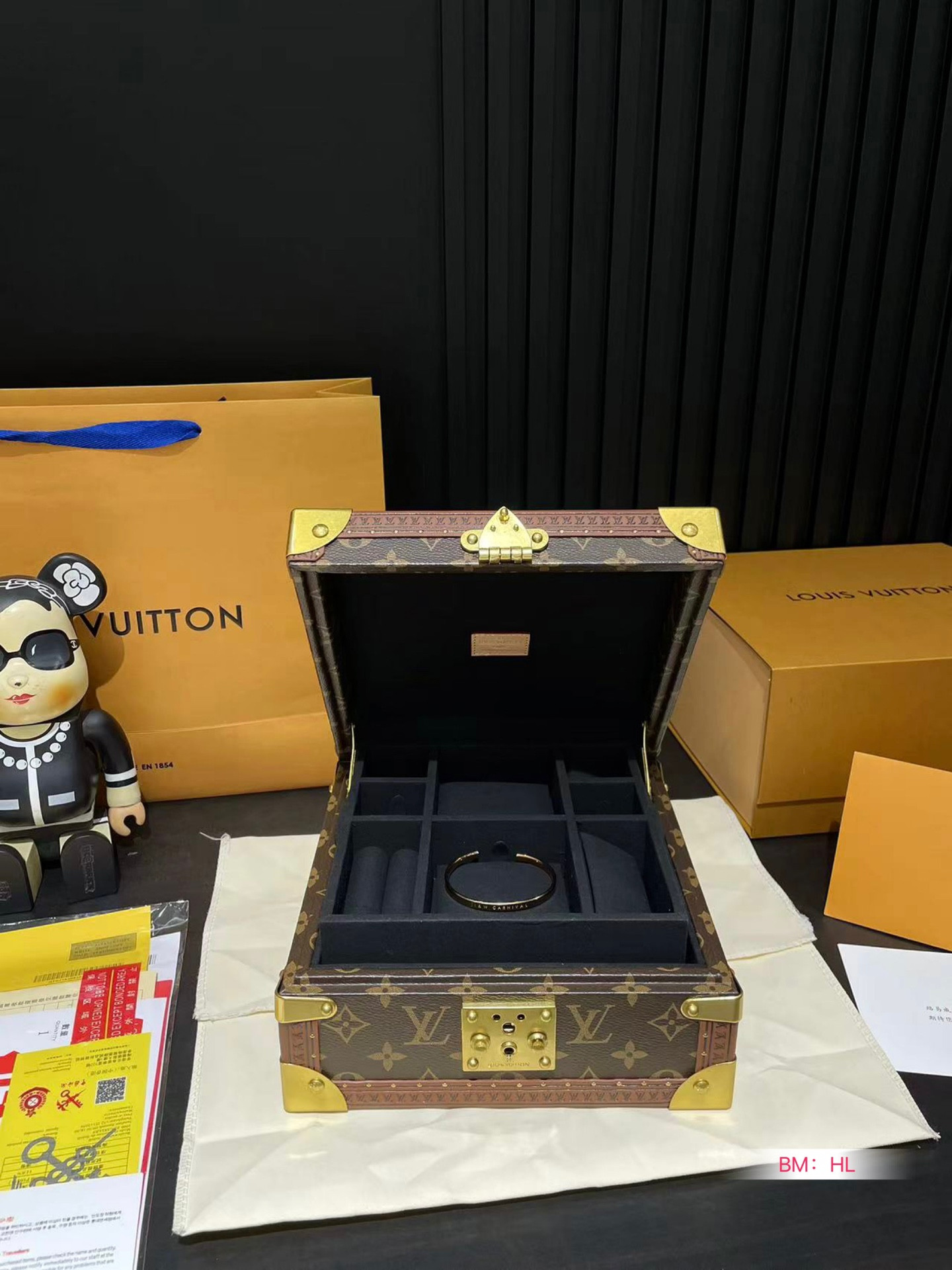 LV M13513 Jewelry Box black 9.4 x 4.9 x 9.4 inches
