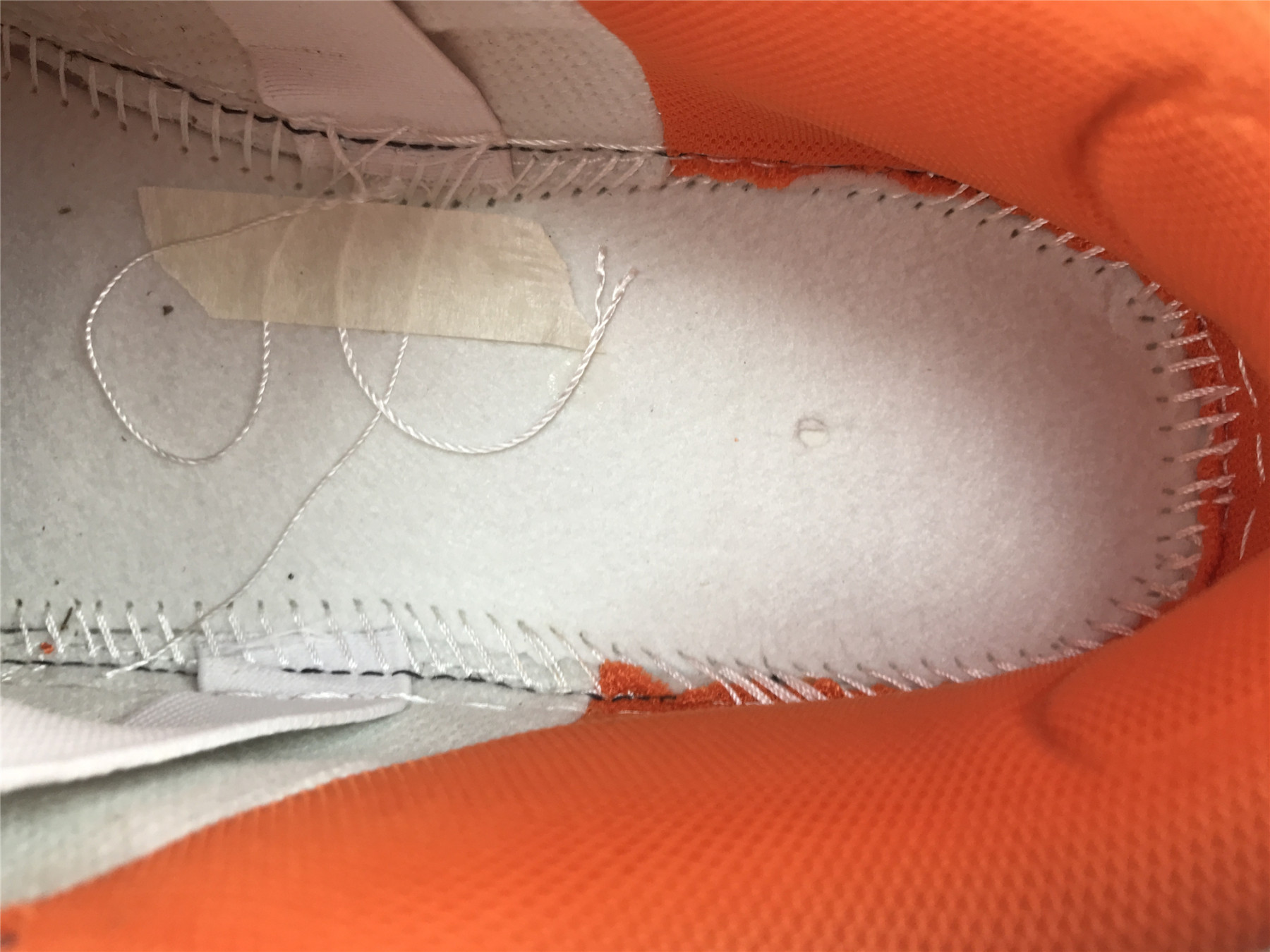 UA NIKE SB DUNK LOW WHITE ORANGE