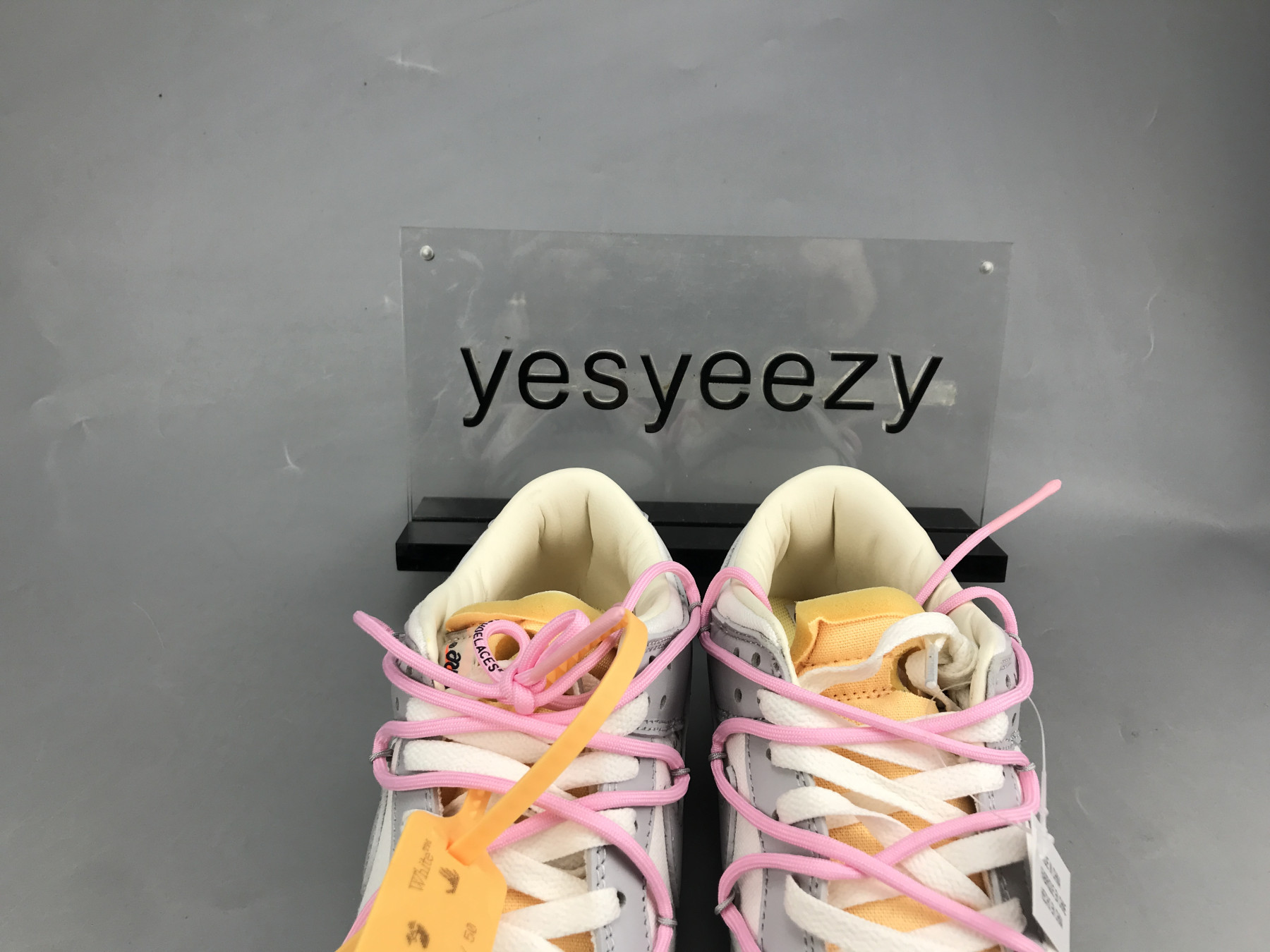 UA NIKE OFF-WHITE X DUNK LOW 