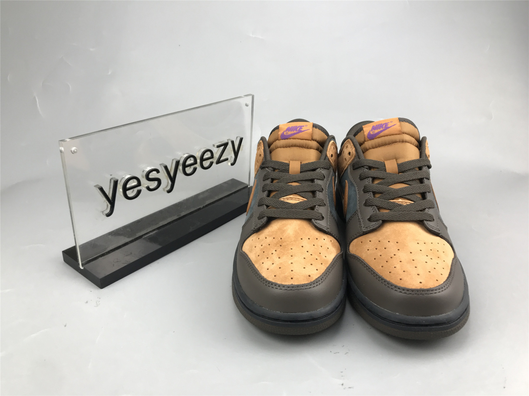 ua nike dunk low preM1vm