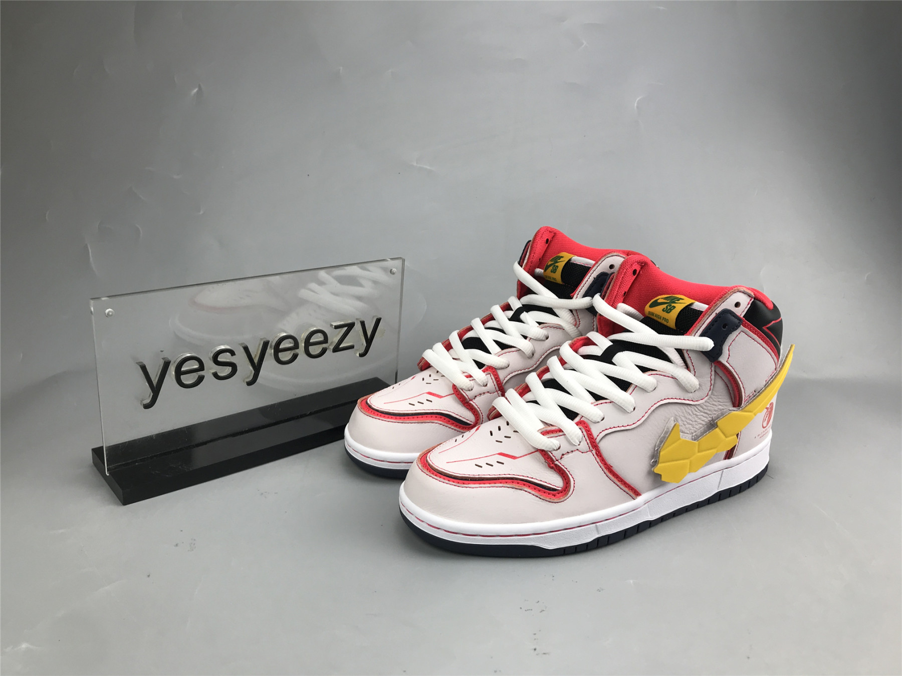 UA GUNDAM X DUNK HIGH SB 