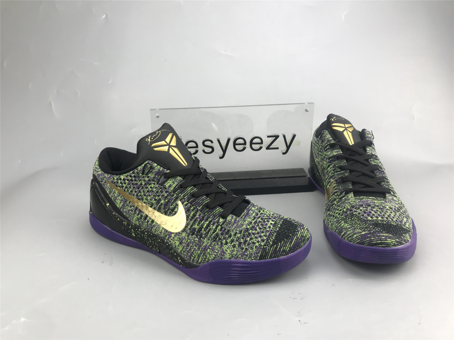 UA NIKE KOBE 9 ELITE LOW