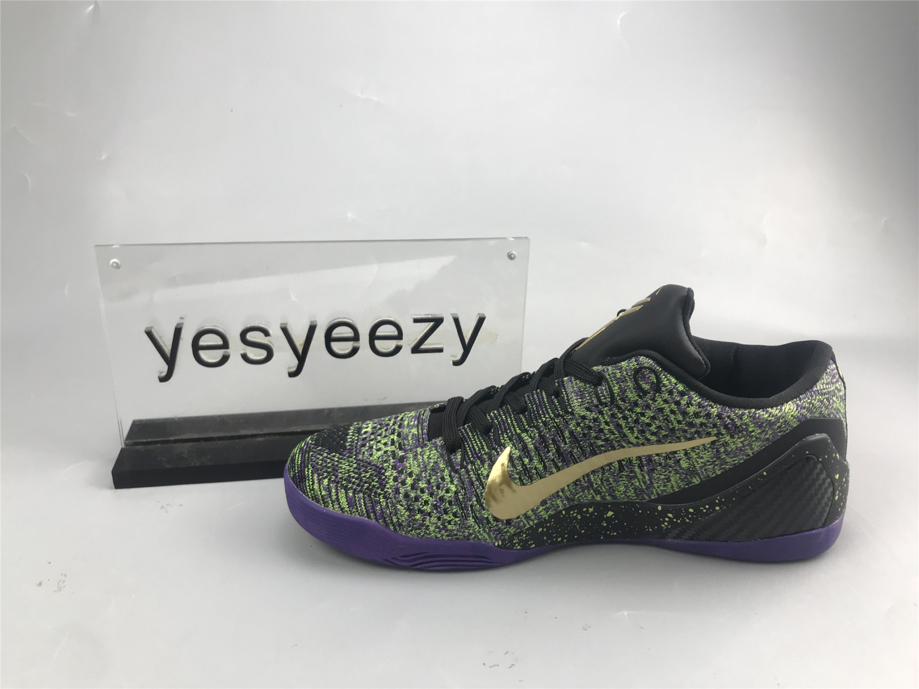 UA NIKE KOBE 9 ELITE LOW