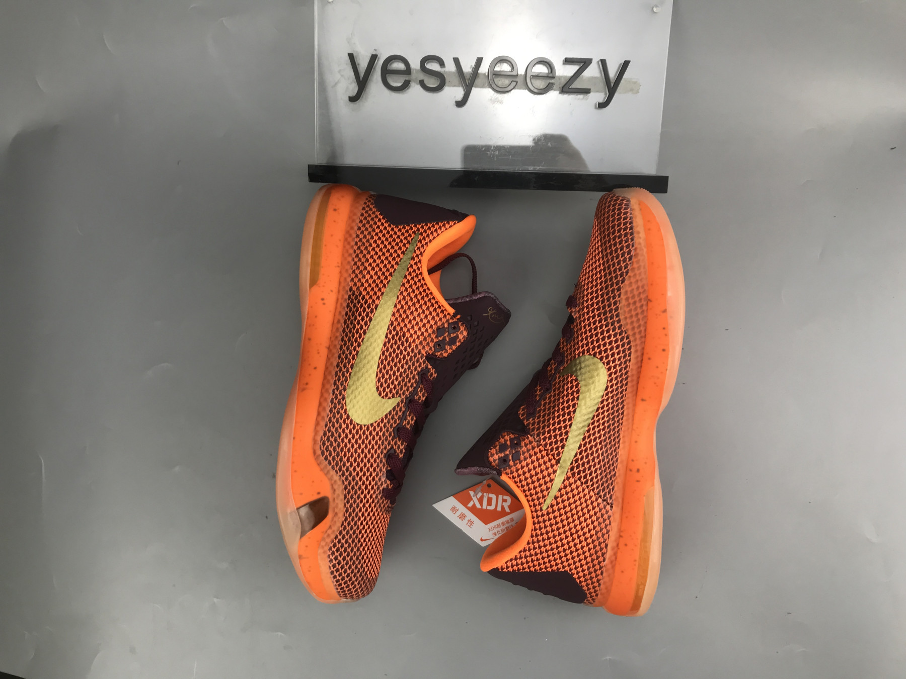 UA NIKE KOBE 10