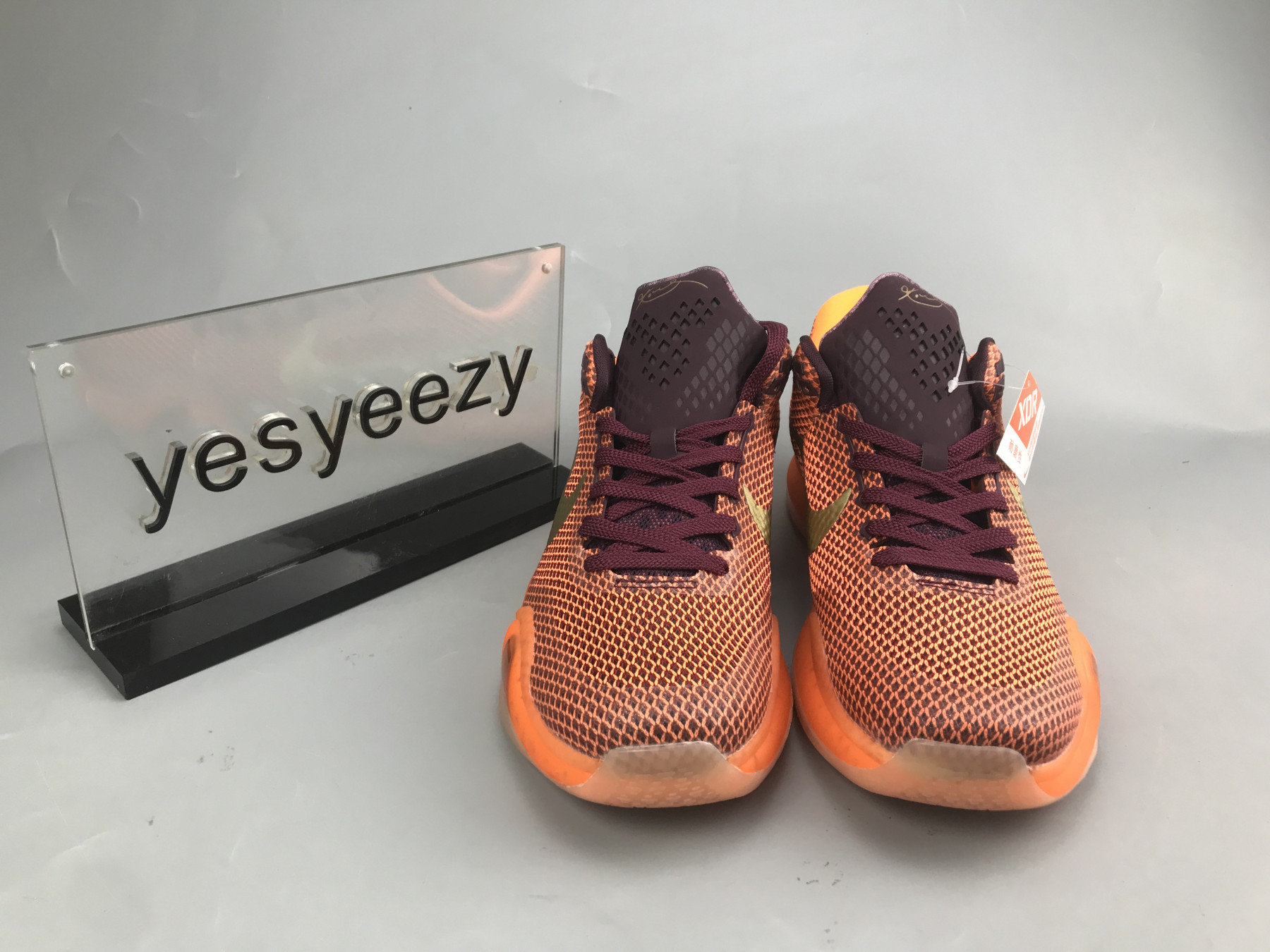 UA NIKE KOBE 10