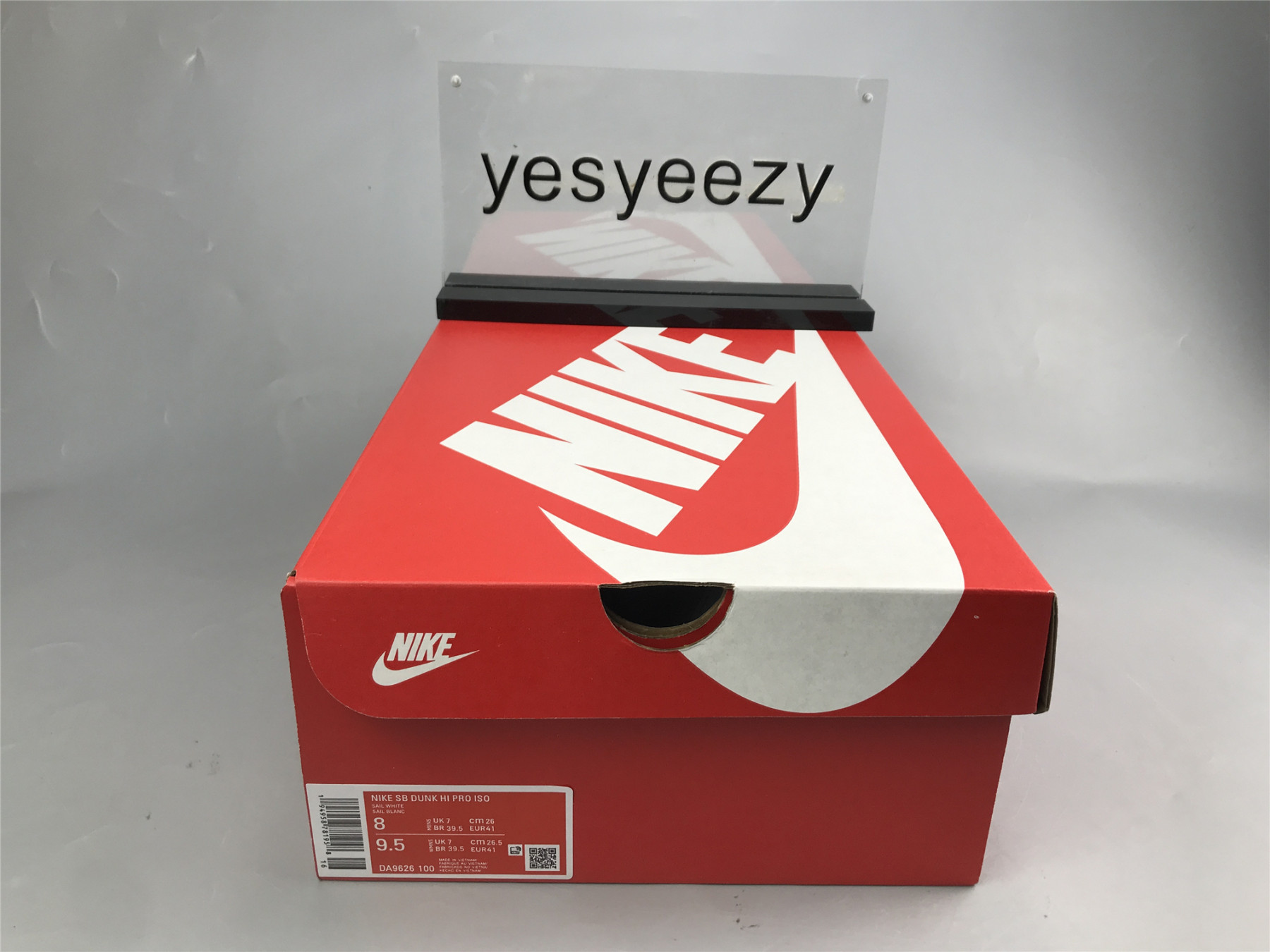 UA NIKE DUNK HIGH PRO ISO SB 